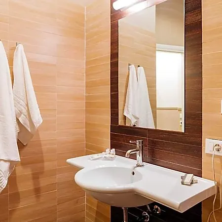 فندق Ambasciatori 4*