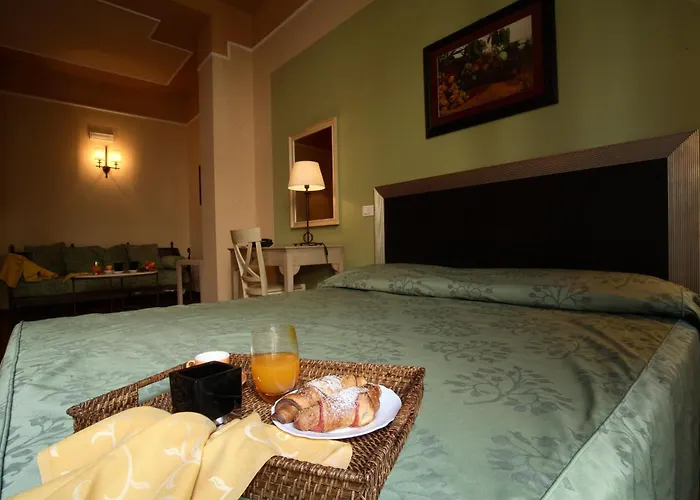 Ambasciatori Ξενοδοχείο 4*